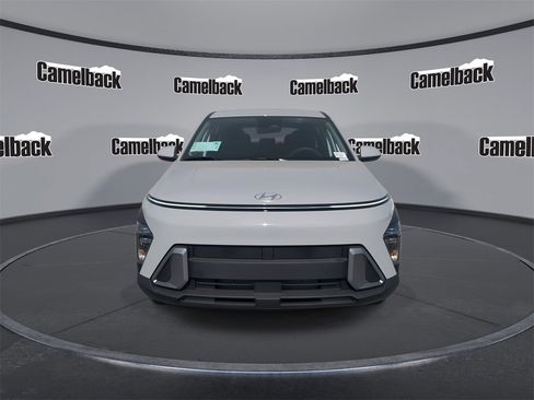 New 2026 Hyundai Kona SE image 2