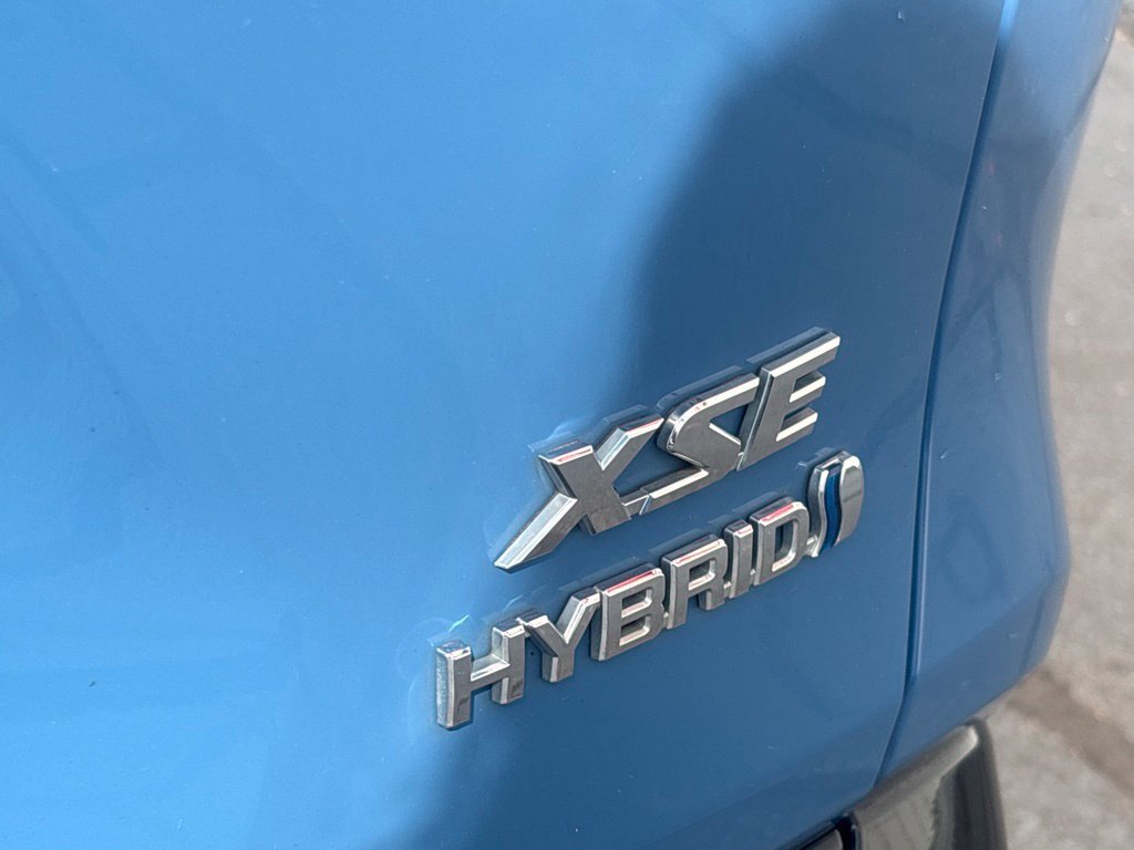 Used 2022 Toyota RAV4 XSE AWD/4WD image 34