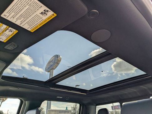 New 2025 Ford F150 Lariat w/ Equipment Group 502A High image 18