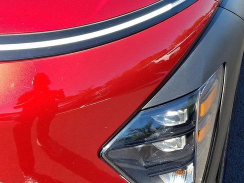 Used 2024 Hyundai Kona SEL AWD/4WD image 9