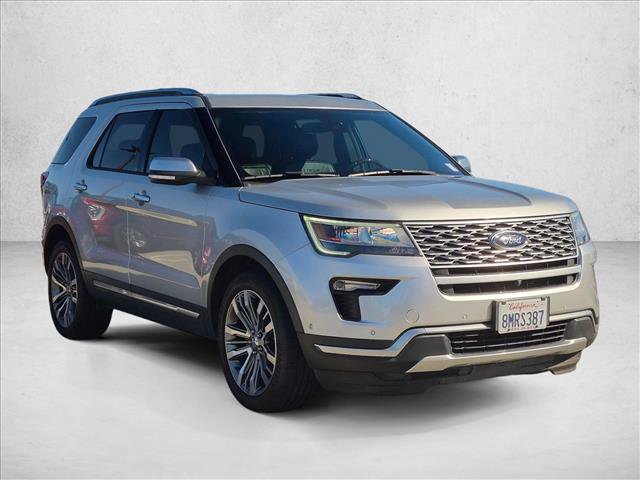 Used 2019 Ford Explorer Platinum AWD/4WD image 3
