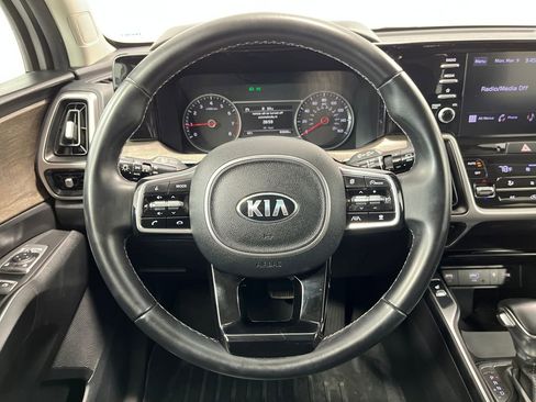 Used 2021 Kia Sorento EX AWD/4WD image 16
