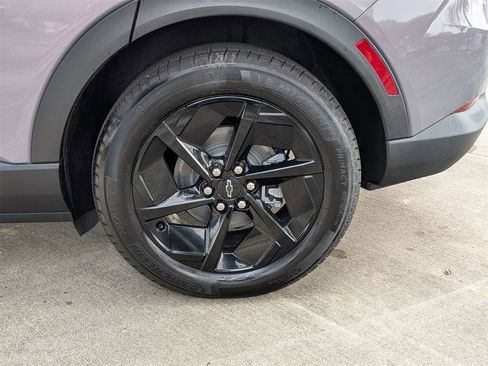 New 2026 Chevrolet Equinox EV LT image 26