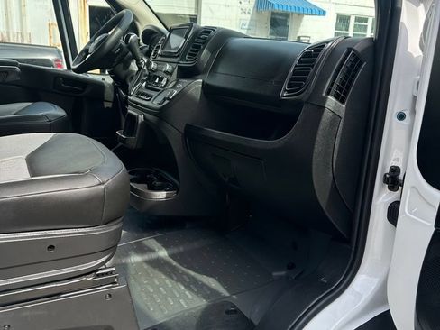 Used 2025 RAM ProMaster 3500 w/ Convenience Group FWD image 30