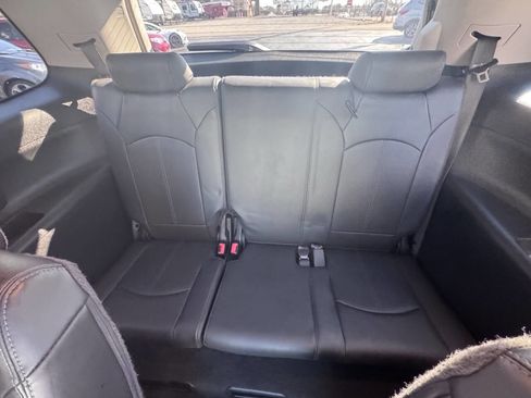 Used 2014 GMC Acadia SLT FWD image 25
