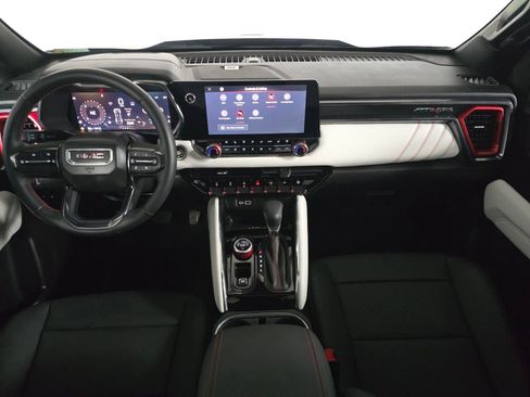 Used 2025 GMC Canyon AT4 w/ AT4X Package image 31