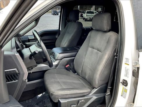 Used 2017 Ford F150 XLT w/ Equipment Group 302A Luxury image 27