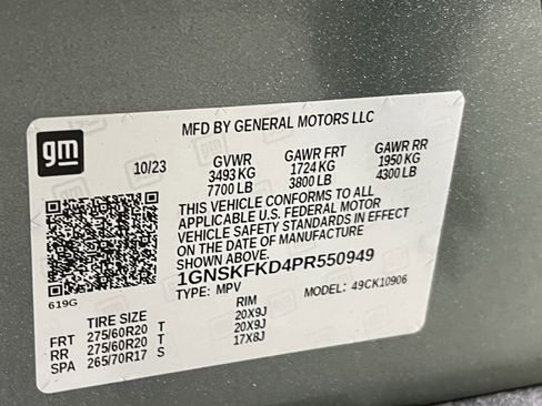 Used 2023 Chevrolet Suburban Premier image 35