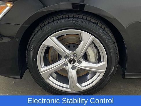 Used 2024 Audi A6 Premium Plus image 10