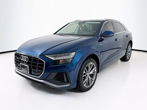 Used 2020 Audi Q8 Premium Plus w/ Premium Plus Package AWD/4WD image 3