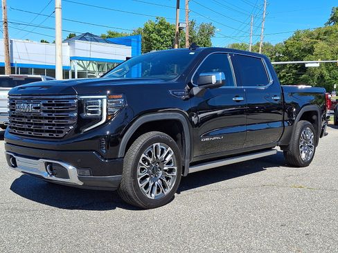 Used 2026 GMC Sierra 1500 Denali Ultimate AWD/4WD image 3