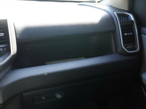 Used 2020 RAM 1500 Big Horn image 26