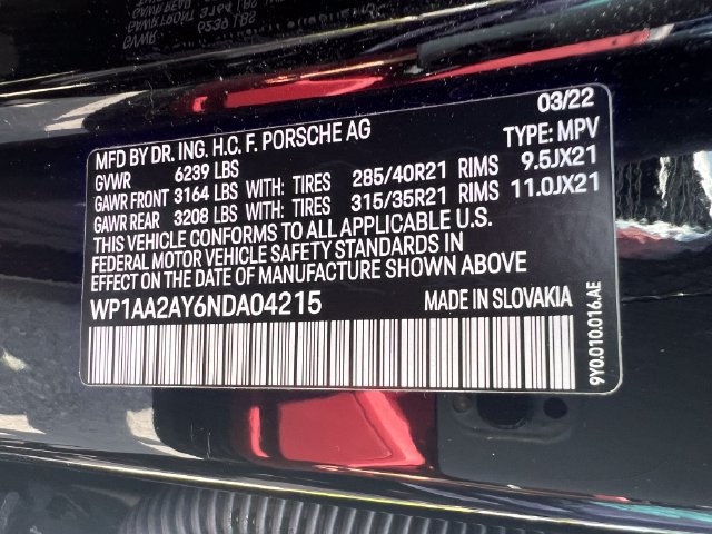 Used 2022 Porsche Cayenne AWD/4WD image 36