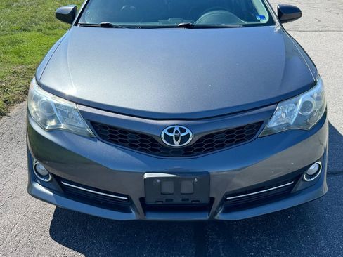Used 2012 Toyota Camry SE FWD image 4