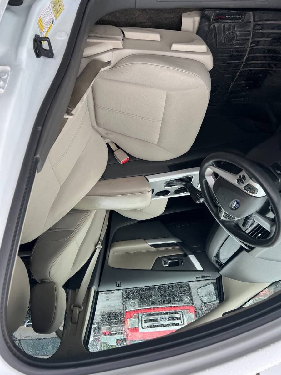 Used 2014 Ford Edge SE w/ Equipment Group 101A FWD image 3
