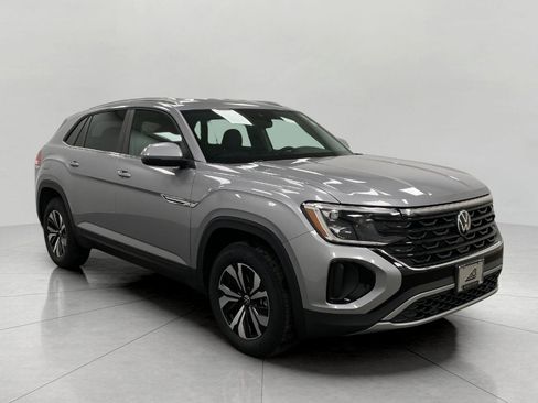 New 2026 Volkswagen Atlas Cross Sport SE image 1