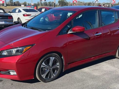 Used 2020 Nissan Leaf SV w/ SV All Weather Package image 4