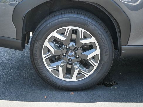 Used 2025 Subaru Forester Premium w/ Convenience Package #1 AWD/4WD image 11