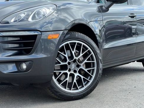 Used 2017 Porsche Macan S AWD/4WD image 2