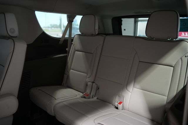 Used 2023 GMC Yukon XL Denali w/ Denali Reserve Package AWD/4WD image 20