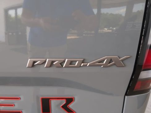 Used 2023 Nissan Frontier PRO-4X w/ Pro Convenience Package AWD/4WD image 45