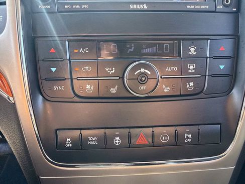 Used 2012 Jeep Grand Cherokee Overland AWD/4WD image 33