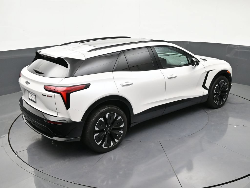 Used 2025 Chevrolet Blazer EV RS w/ Super Cruise Package AWD/4WD image 20