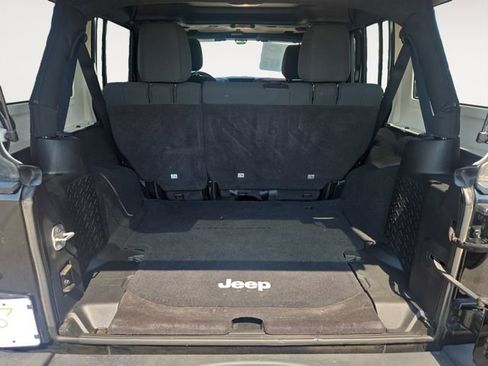 Used 2012 Jeep Wrangler Unlimited Sport AWD/4WD image 28