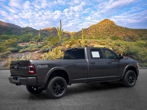 Used 2022 RAM 2500 Laramie AWD/4WD image 4