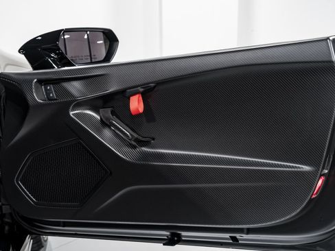Used 2024 Lamborghini Huracan Tecnica RWD image 39