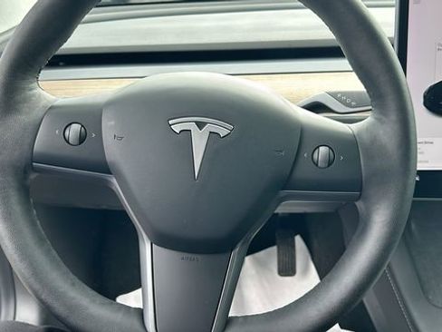 Used 2021 Tesla Model 3 Long Range AWD/4WD image 18