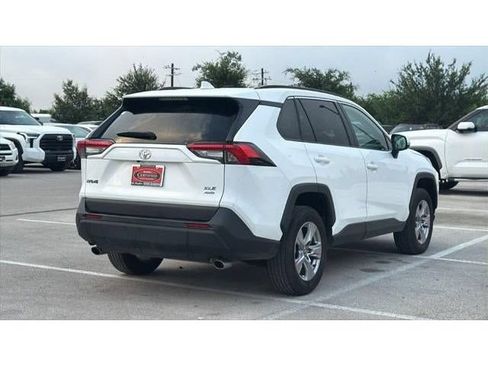 Certified 2025 Toyota RAV4 XLE AWD/4WD image 6