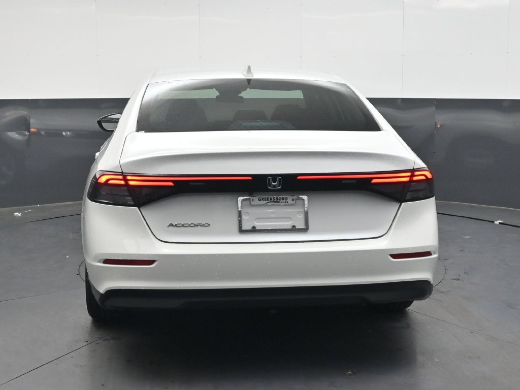Certified 2025 Honda Accord LX image 5