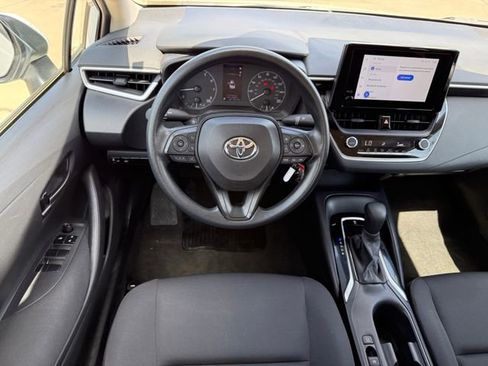 Used 2024 Toyota Corolla LE image 25