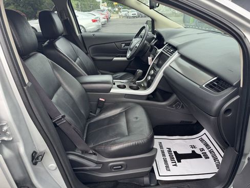 Used 2013 Ford Edge SEL image 9