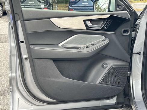 Certified 2025 Acura MDX FWD w/ Technology Package image 17