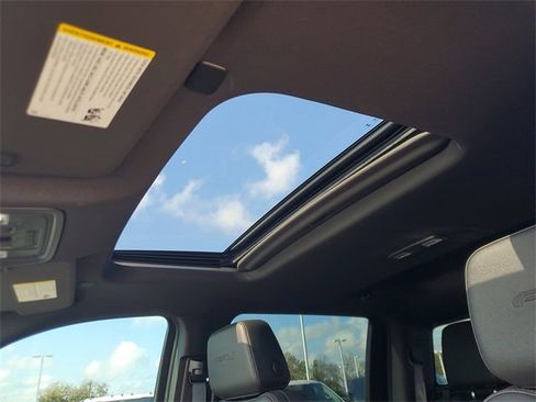 Used 2024 GMC Sierra 2500 AT4 w/ AT4 Premium Plus Package image 30