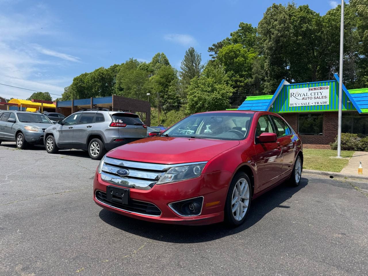 Used 2010 Ford Fusion SEL FWD image 1