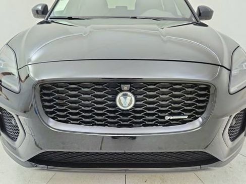 Used 2024 Jaguar E-PACE R-Dynamic SE image 9