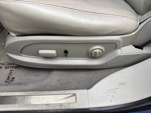 Used 2016 Buick Enclave Leather AWD/4WD image 30