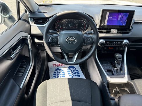 Used 2024 Toyota RAV4 XLE w/ Convenience Package AWD/4WD image 15