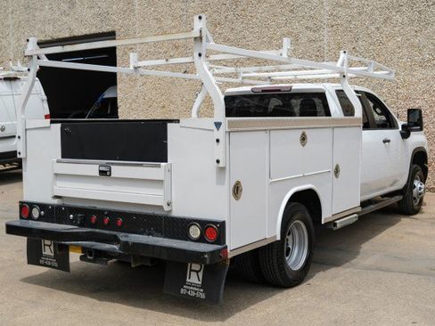 Used 2021 Chevrolet Silverado 3500 W/T w/ WT Convenience Package AWD/4WD image 9