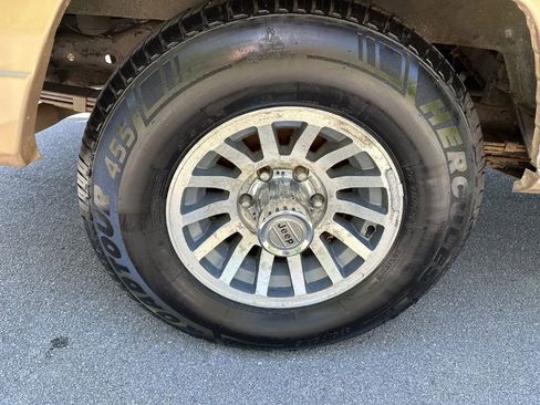 Used 1989 Jeep Grand Wagoneer image 12