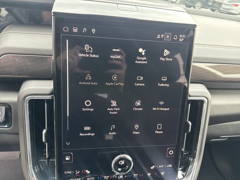 New 2026 GMC Yukon XL Elevation image 25