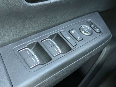 Used 2025 Honda CR-V EX-L image 26