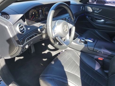 Used 2020 Mercedes-Benz S 560 Sedan image 19
