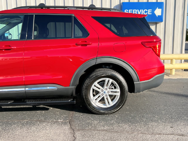 Used 2024 Ford Explorer XLT w/ Class IV Trailer Tow Package AWD/4WD image 34