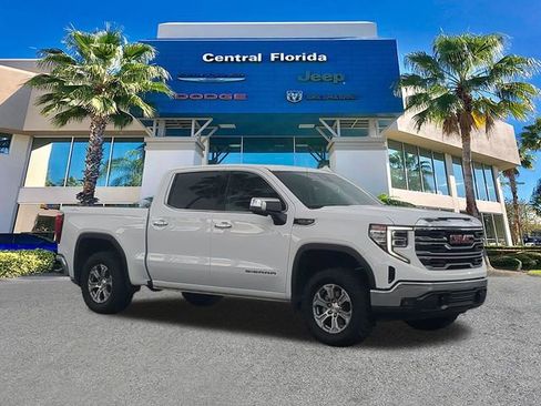 Used 2024 GMC Sierra 1500 SLT AWD/4WD image 2