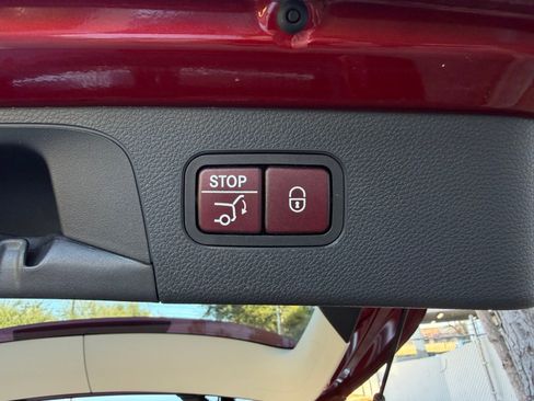 Used 2018 Mercedes-Benz GLC 300 GLC 300 image 16