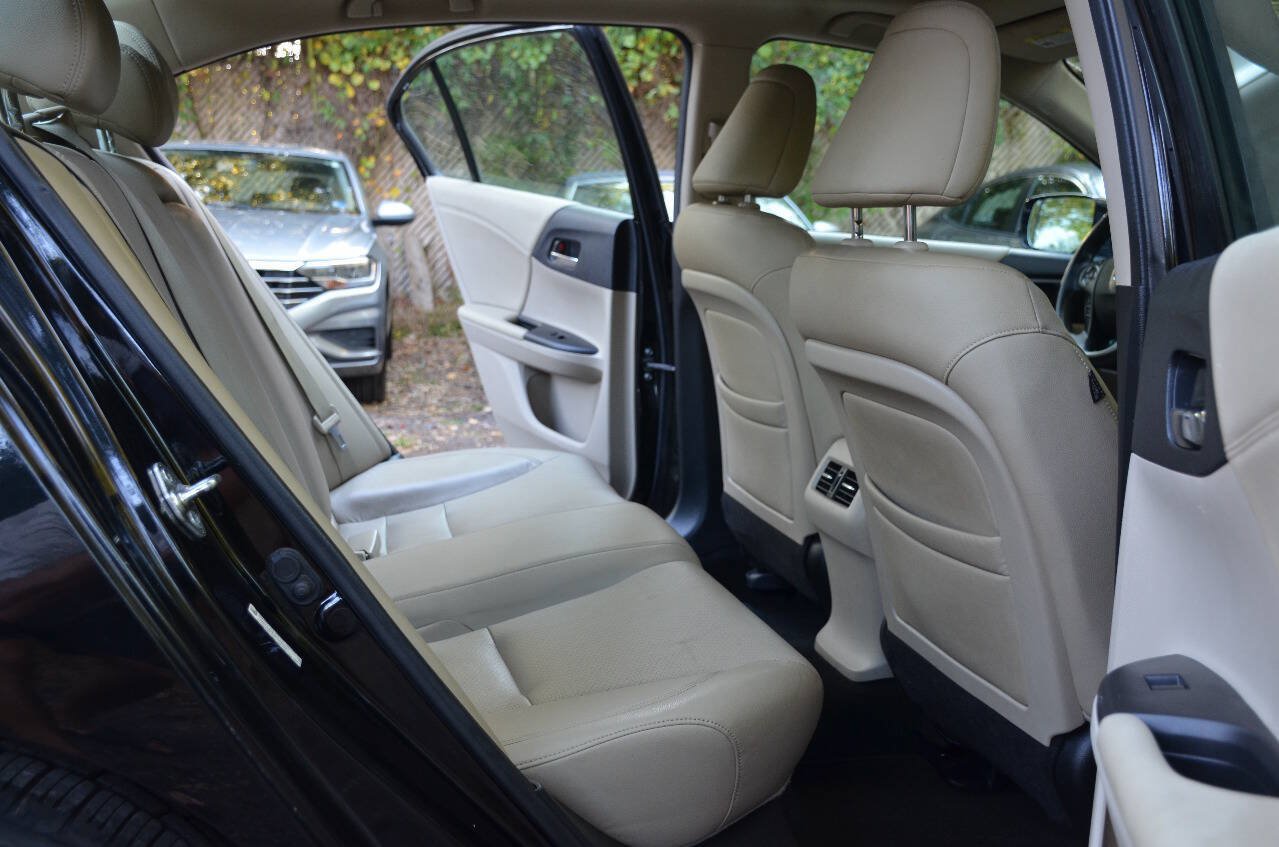 Used 2014 Honda Accord EX-L image 9